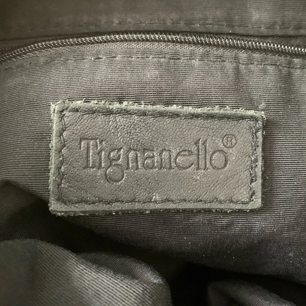 Tignanello Black Leather Shoulder Bag - Picture 2 of 7
